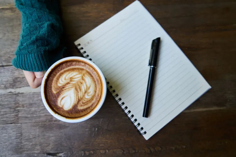 Why Every Brilliant Idea You Have at 9:30 AM Is Dead by 2 PM (And How to Stop the Bleeding)
